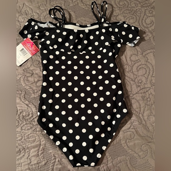 Leotard - Picture 2 of 4